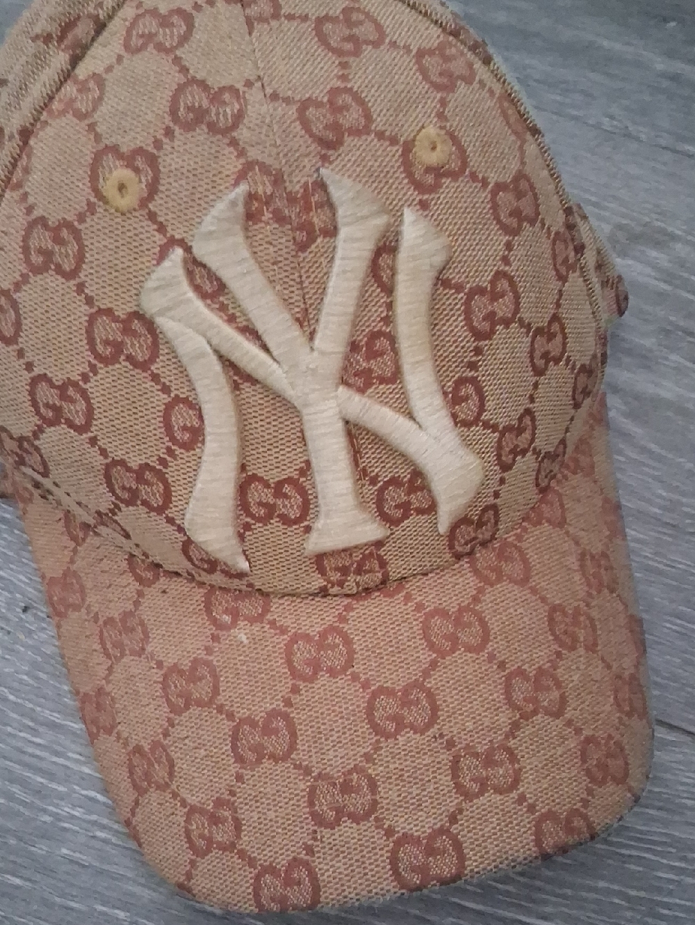 Gucci Beige Brown Monogram NY Baseball Cap